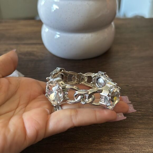 Elegant Silver Formal  Bracelet - Picture 4 of 9